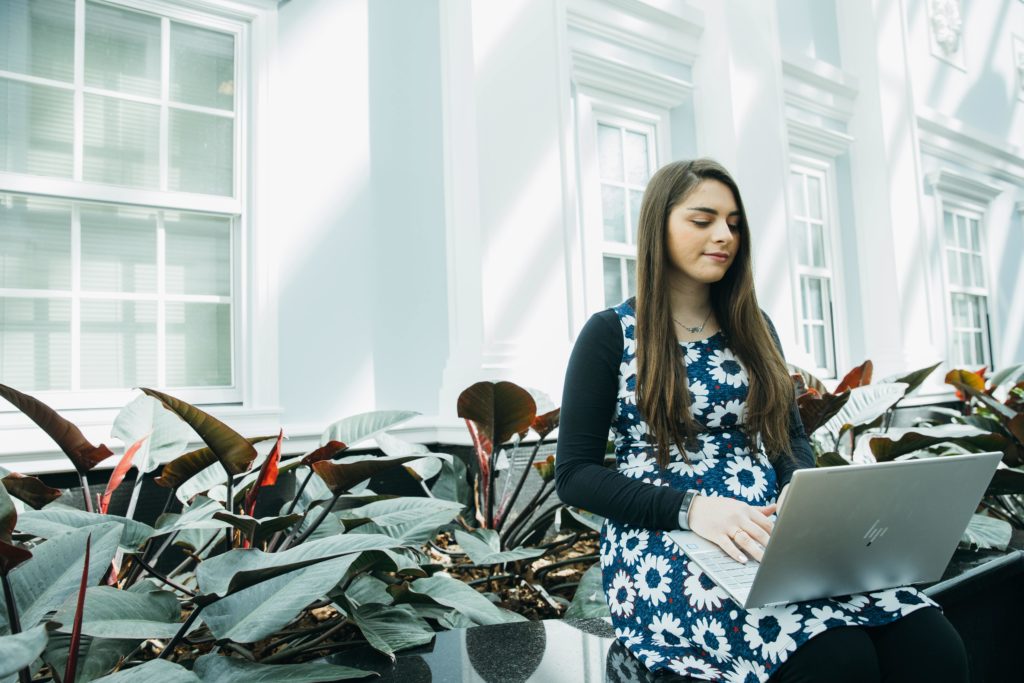 Shira Pollack’s research reveals a simple way to help her peers depart the procrastination station