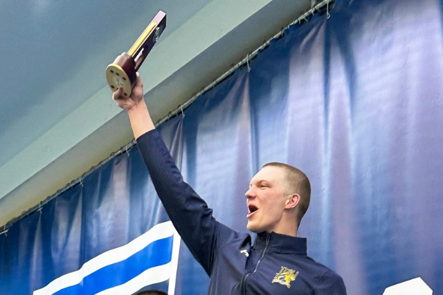 McChesney becomes NCAA champ with historic swim