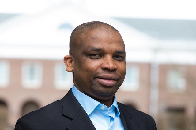 TCNJ ECE faculty member Ambrose Adegbege wins Fulbright U.S. Scholar Award to Nigeria